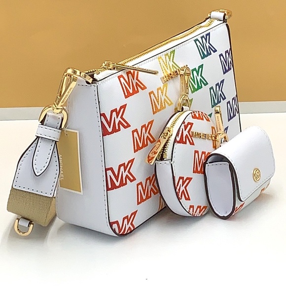 MICHAEL KORS
Jet Set Logo Crossbody Bag with Case for Apple AirPods Pro - Picture 6 of 16